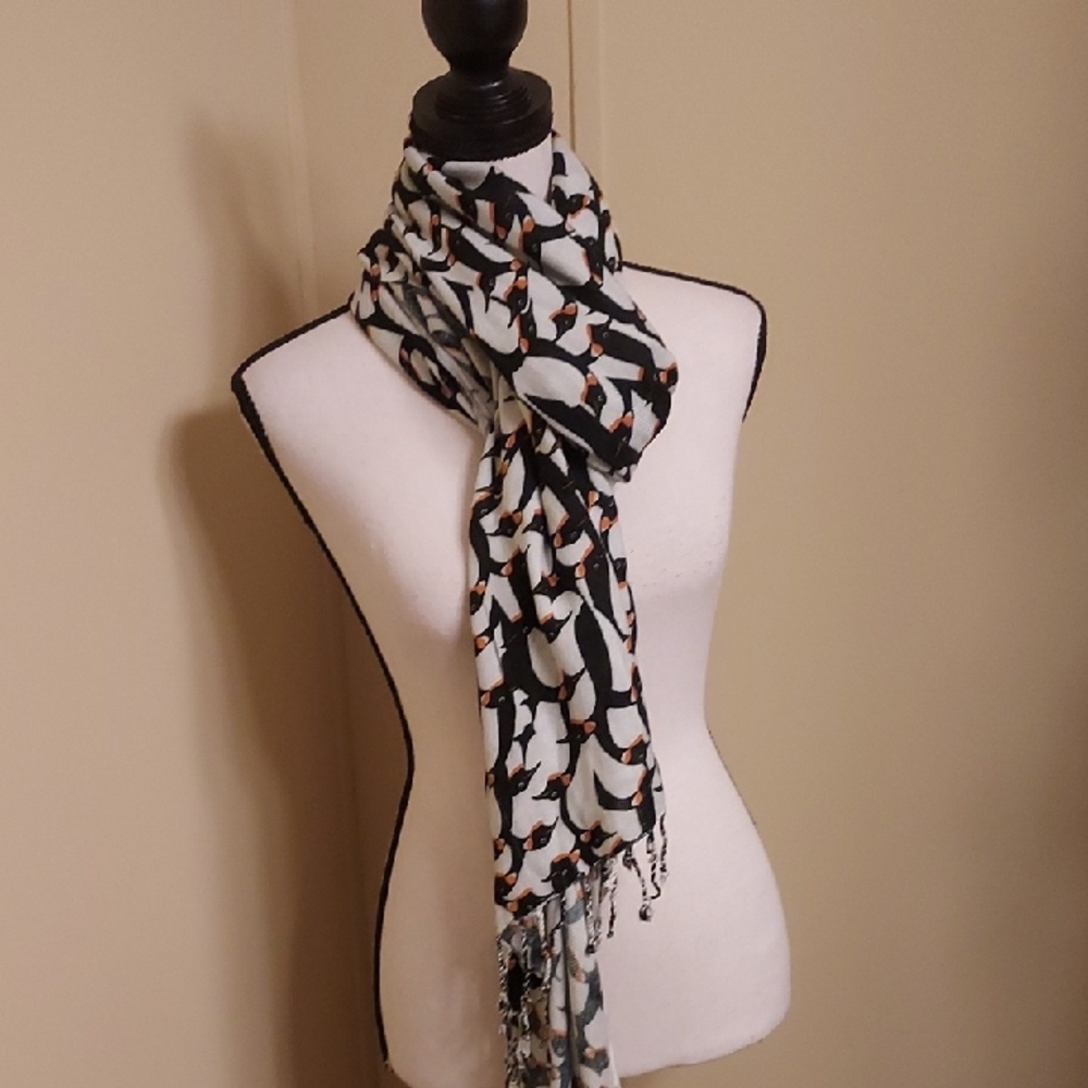 Penguin Patterned Scarf - Black and White